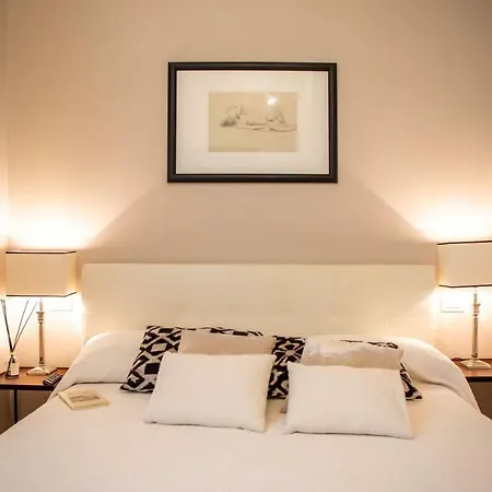 Santa Croce Luxury 2 Bedroom Florence Exterior photo